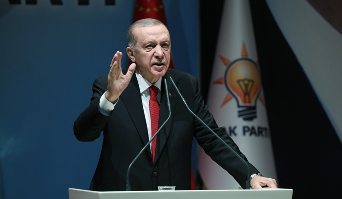Cumhurbaşkanı Erdoğan: CHP'li belediyelerden kurtaracağız