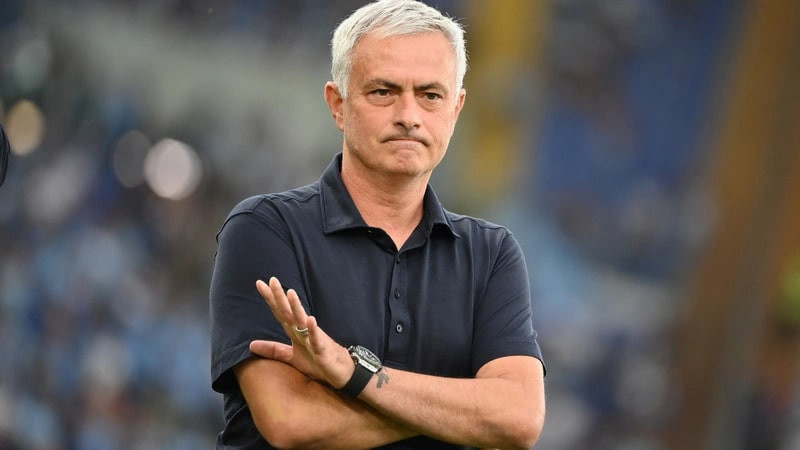 Fenerbahçe’nin yeni teknik direktörü Jose Mourinho oluyor